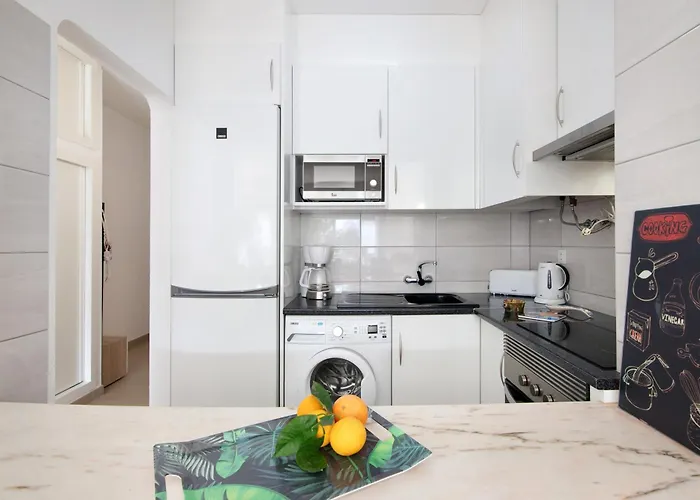 Dita * アルブフェイラ